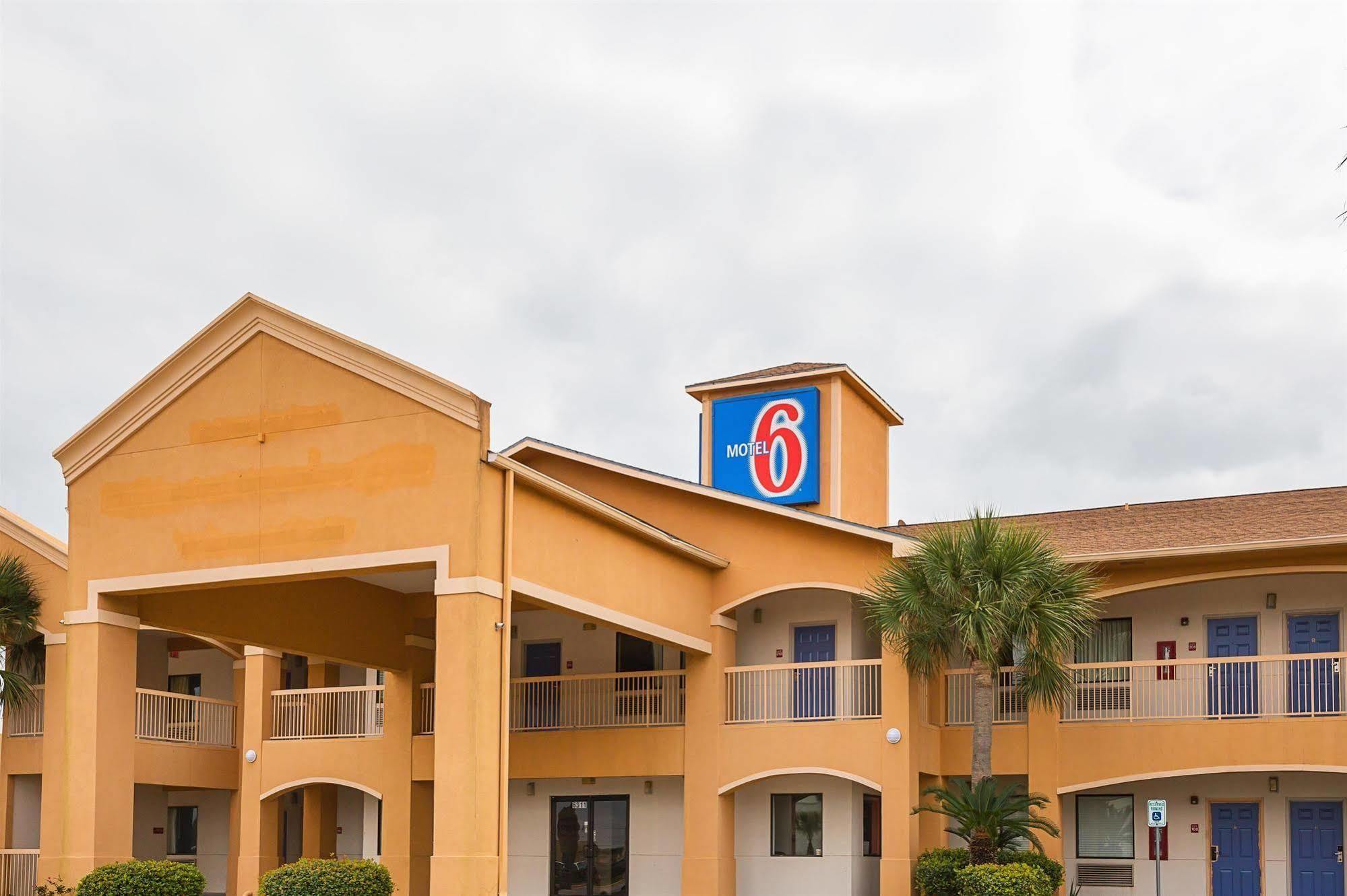 Island Inn By Oyo Galveston Beach, Tx Екстериор снимка