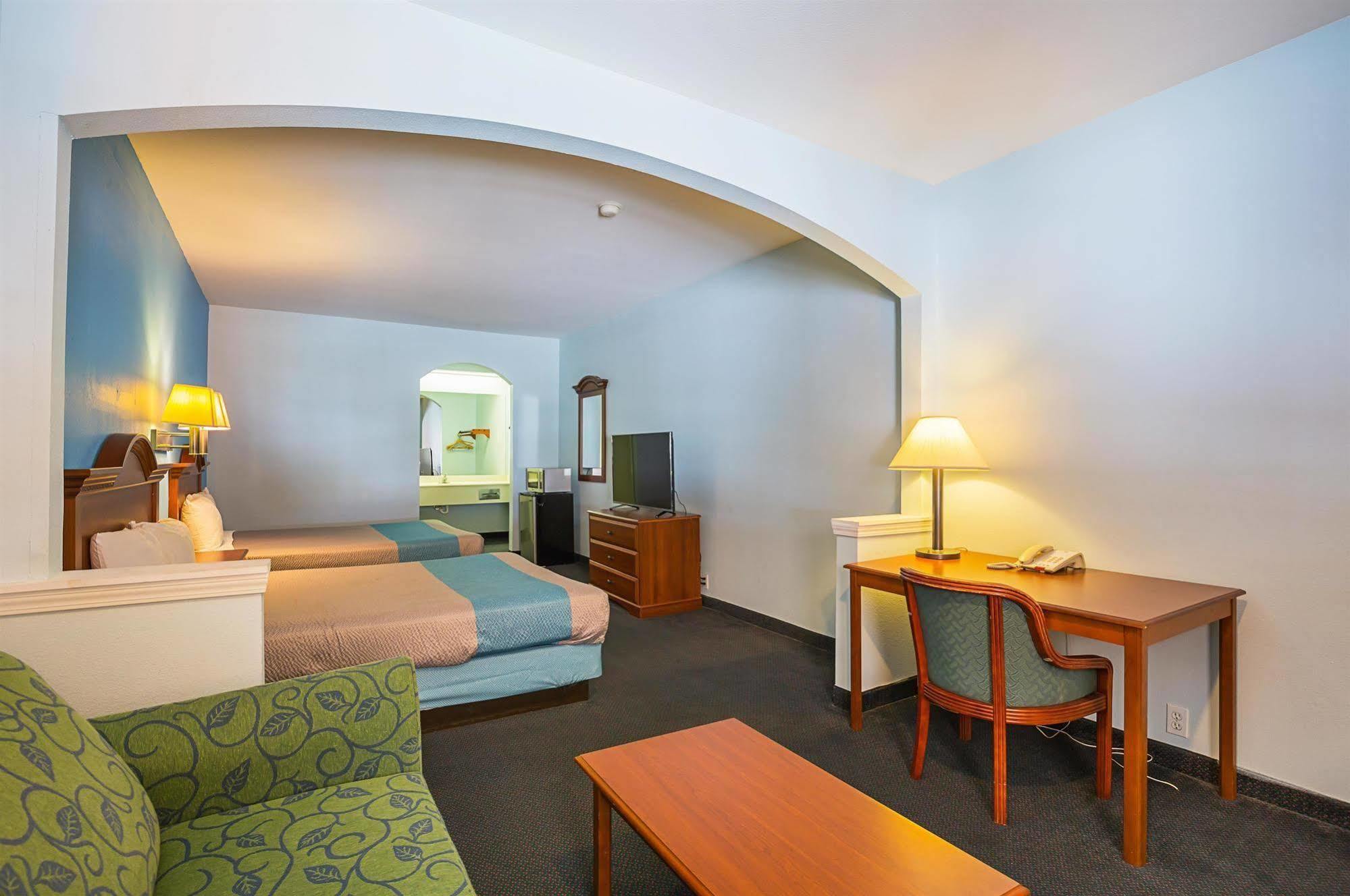 Island Inn By Oyo Galveston Beach, Tx Екстериор снимка